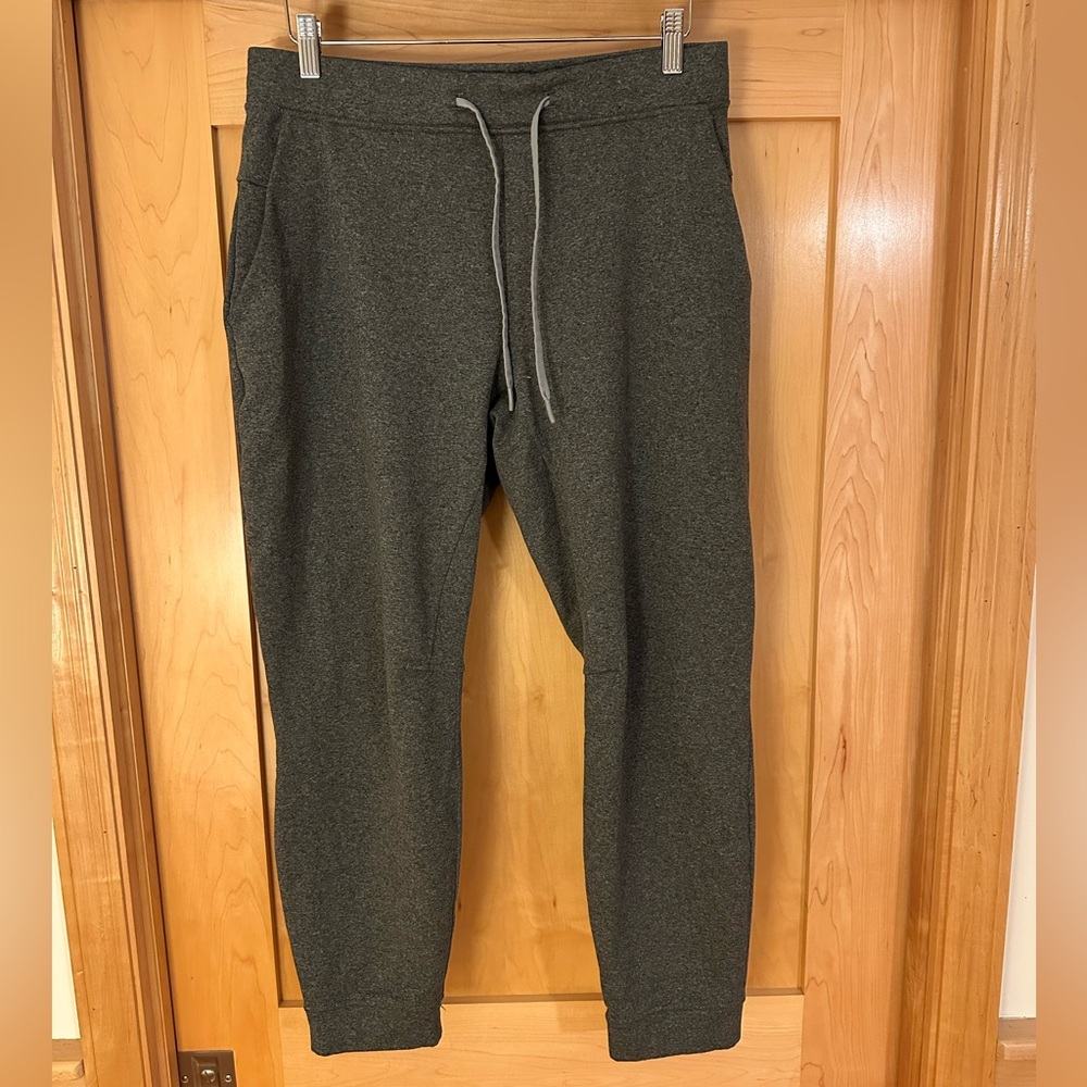 Lululemon Men's Jogger